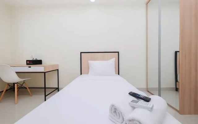 Best Choice Studio at Evenciio Apartment near UI