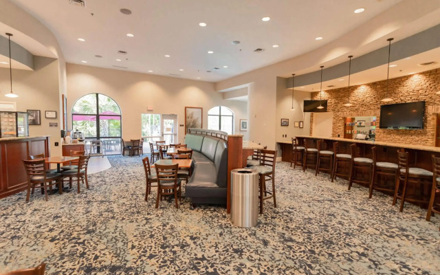 Best Western Plus Westgate Inn & Suites
