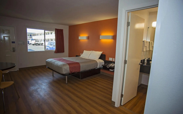 Motel 6-Crescent City, CA