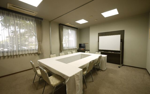 Hotel Route-Inn Court Matsumoto Inter
