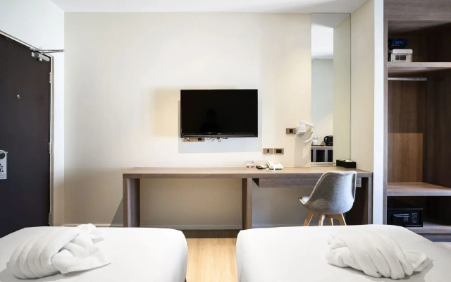 Xotel