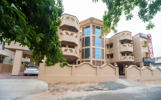 Collection O 24512 Neelangarai