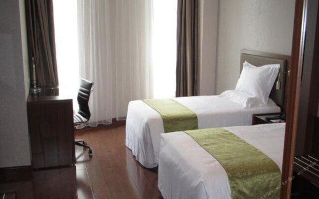 Yitel Hotel (Shanghai Lujiazui Financial District Fangdian Road Subway Station Branch)