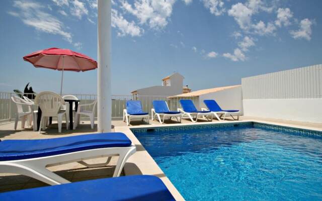 Villa 3 Bedrooms With Pool 101343