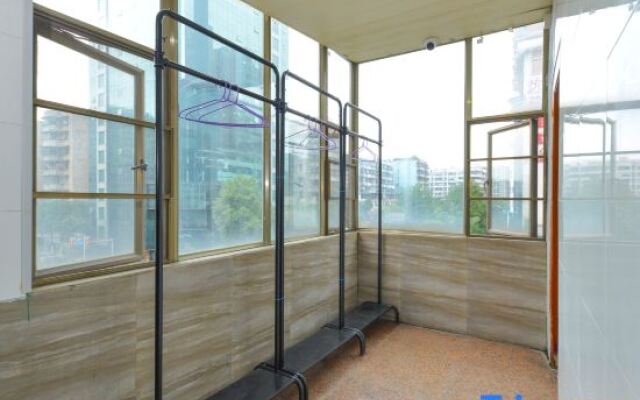 Shaoxian Hotel (Guangzhou North Railway Station)