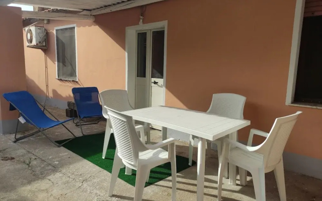 House 20 Minutes From the sea