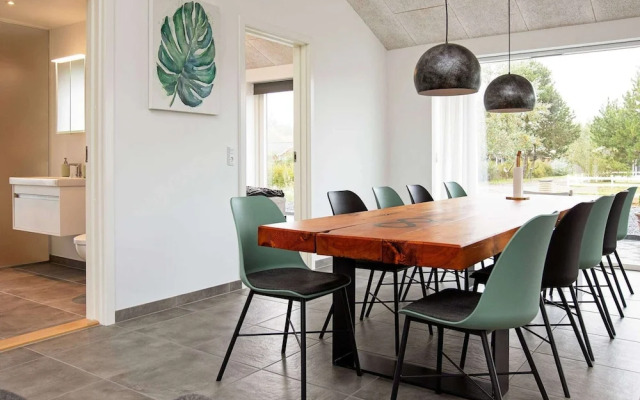 9 Person Holiday Home in Dannemare