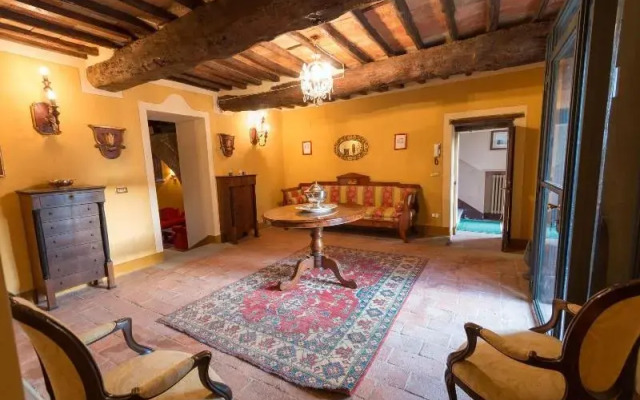 Farm House Villa Fibbino