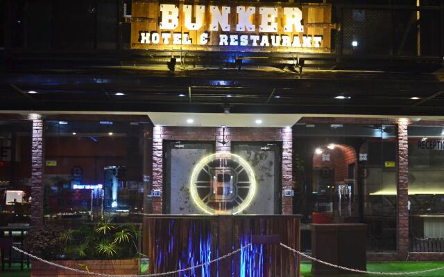 Bunker Hotel & Restaurant