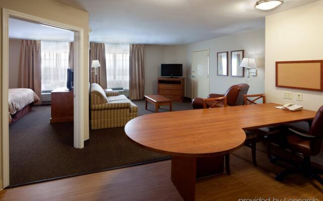 Candlewood Suites San Antonio NW Near Seaworld, an IHG Hotel