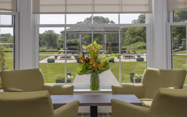 Best Western Plus Kenwick Park Hotel
