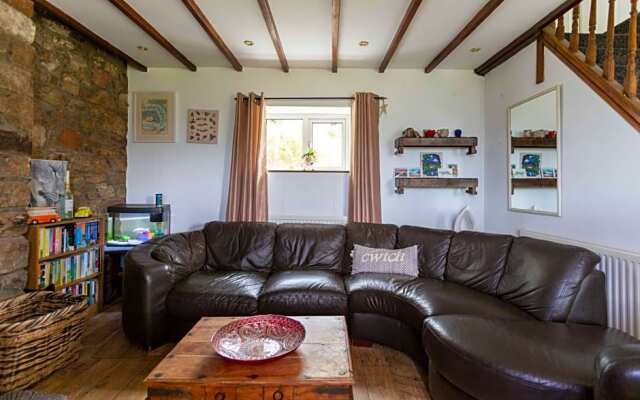 Cwtch Farm Bed & Breakfast