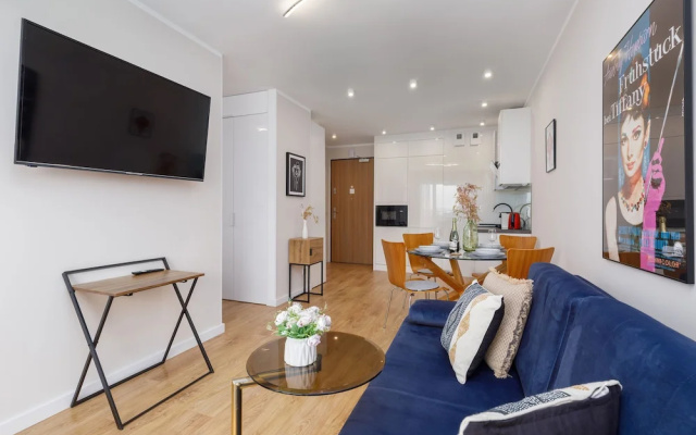 Sun Towers Lux by Renters Prestige