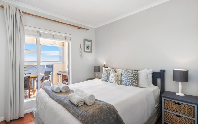 Big Bay Beach Club 37