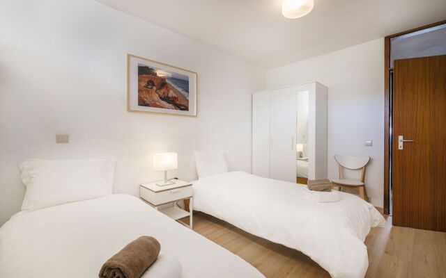 Pé do Lago 2BR Family Holidays