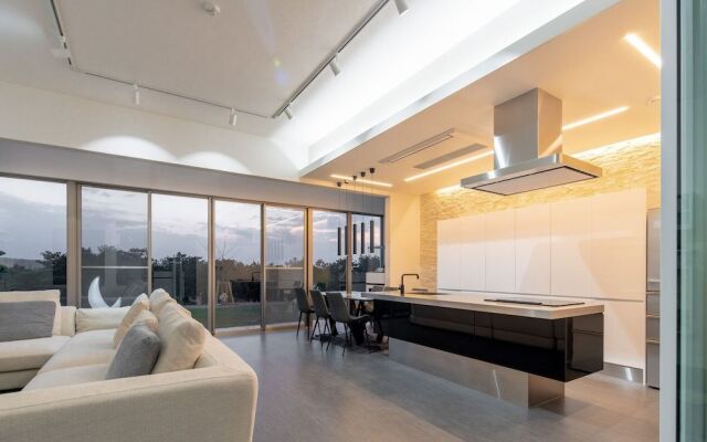 Luxury Hillside Villa with Sea Views