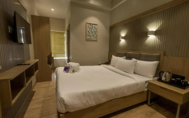Hotel Mint Flower