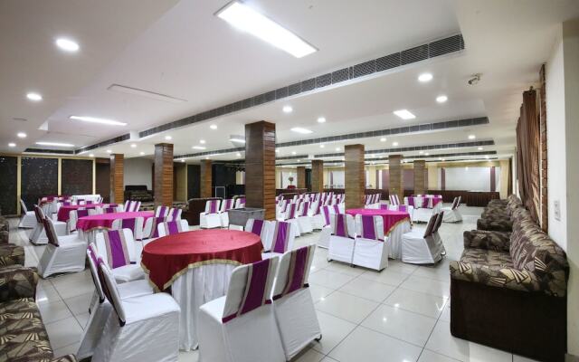 OYO 1732 Hotel The days Inn