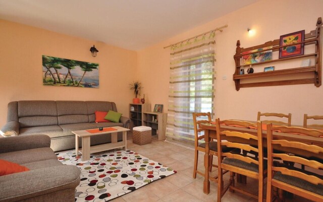 Amazing Home in Postira With 2 Bedrooms and Wifi