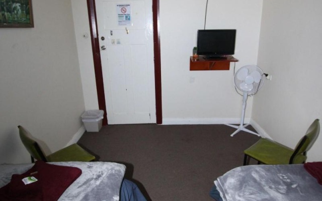 Kaneira Hotel – Guest Rooms – Culgoa