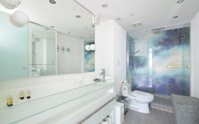 Miami World Rental - Mondrian 1426