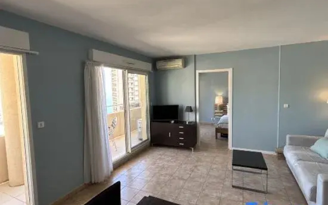 Sunnydaze Monaco beach apartment