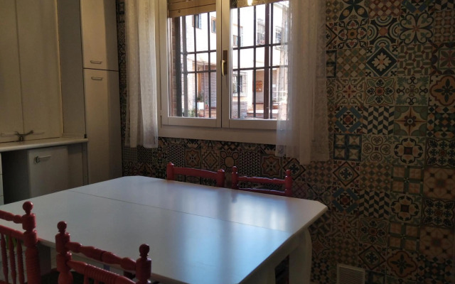 Casa Paseo del Tajo-CON PARKING GRATIS - 2 HABITACIONES