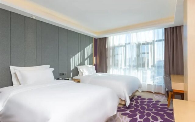 Lavande Hotel  ( Yizhuang Bridge Subway Station,Beijing  YiZhang Development Zone)