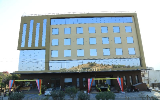 Bravia Hotel Panchsheel