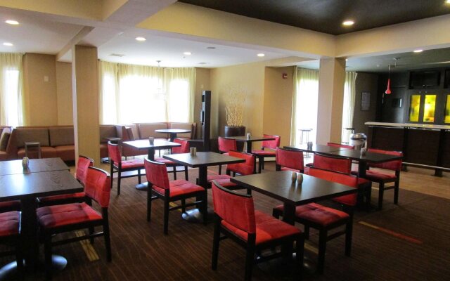 Courtyard Houston North