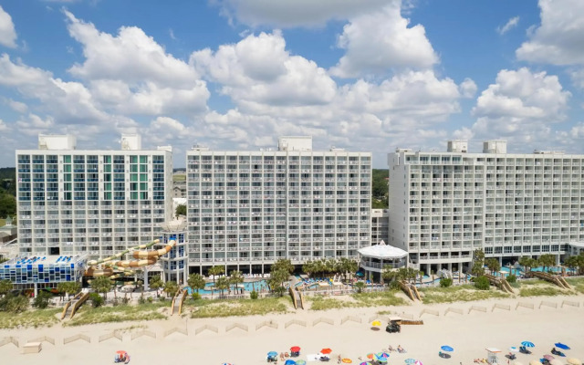 Crown Reef Beach Resort and Waterpark