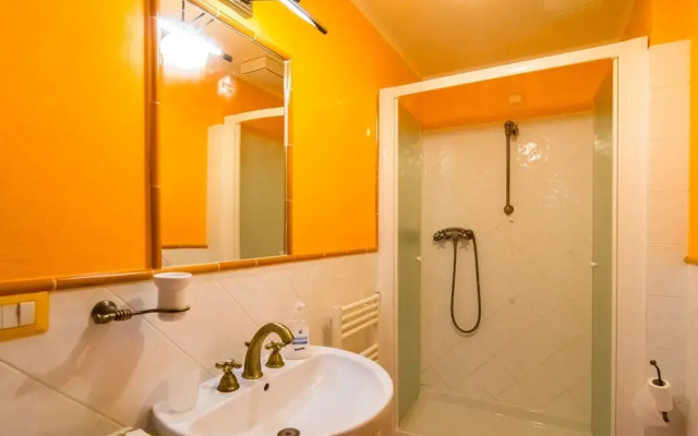 Beautiful Cottage in Dicomano With Swimming Pool