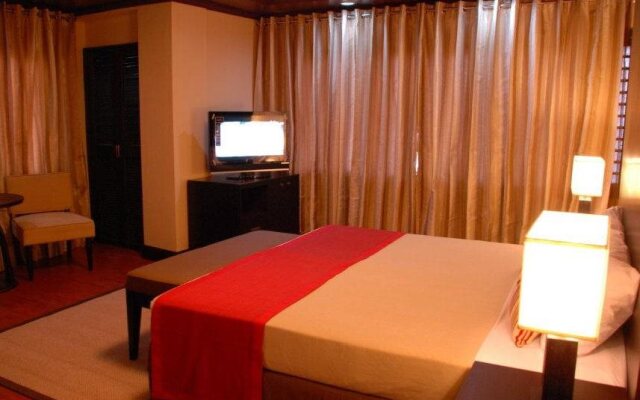 Iriga Plaza Hotel