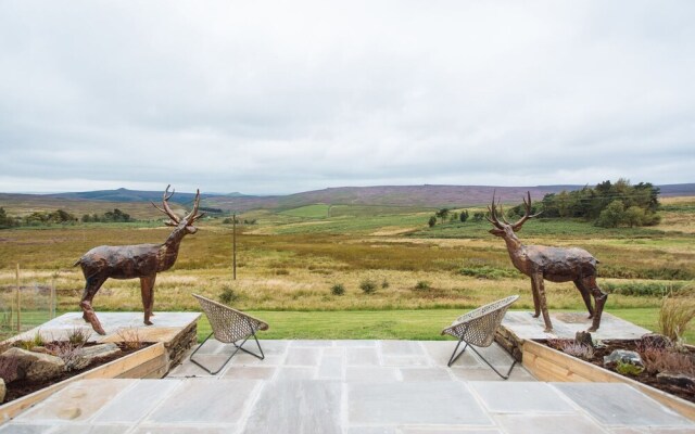 Moscar Lodge