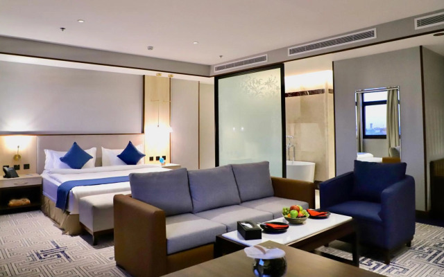 Five Seasons Hotel