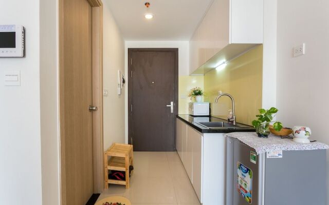 MK Rivergate Apartment - FREE POOL & GYM