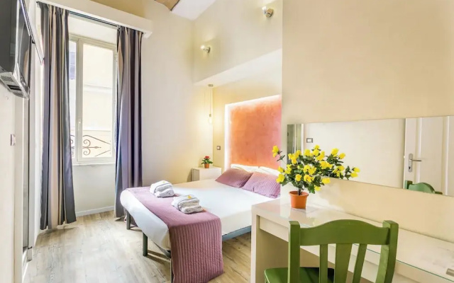 Nicole Suite