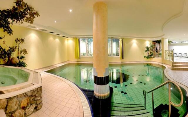 Hotel Kristall