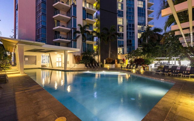Artique Surfers Paradise