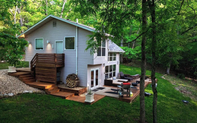 Treehouse LOZ Seclusion for 6!