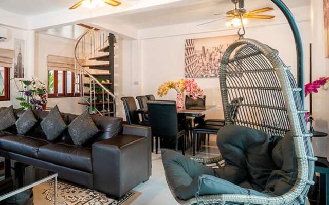Naiyang Beach - 4 Bedroom Pool Villa