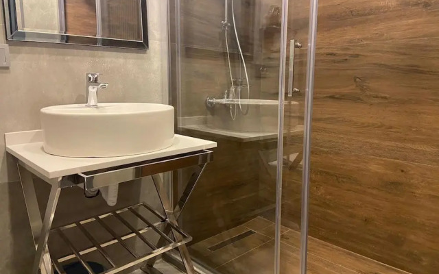 Antik Hotel House