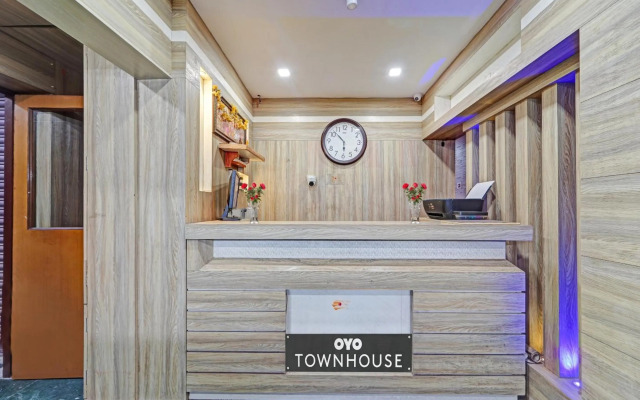 Townhouse 1141 Pride Hospitality US Consulate