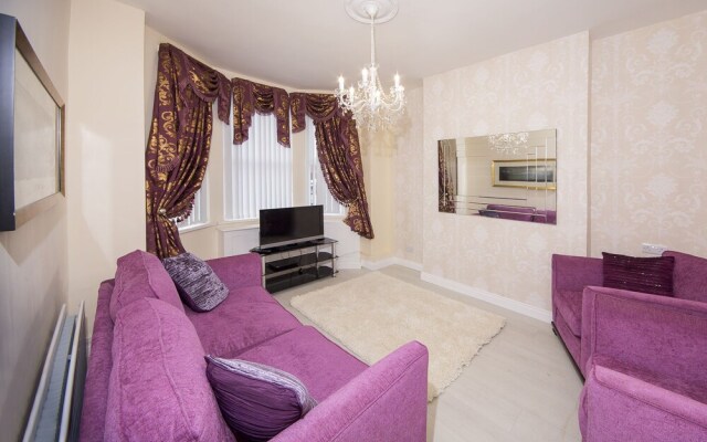18 Shaftesbury Avenue