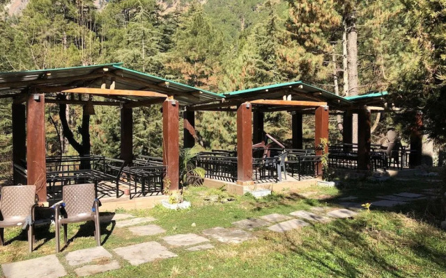 Moustache Kasol