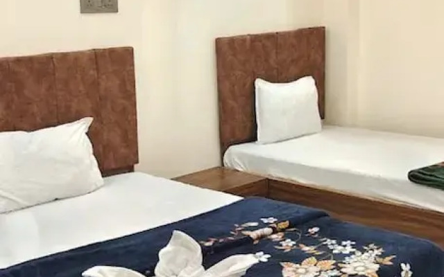 Goroomgo Shree Anant Mahadev Guest House