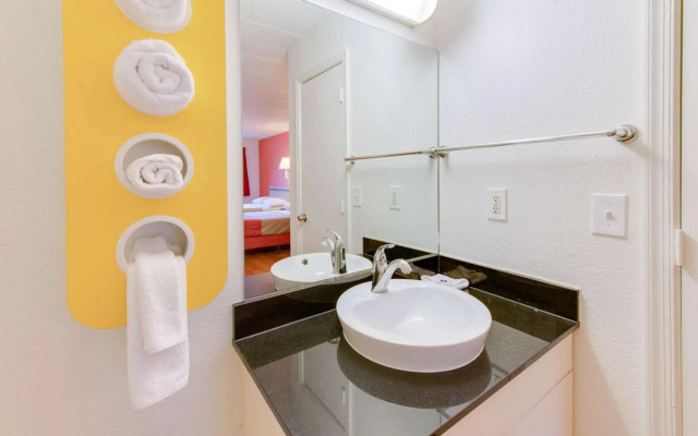 Febri's Hotel & Spa