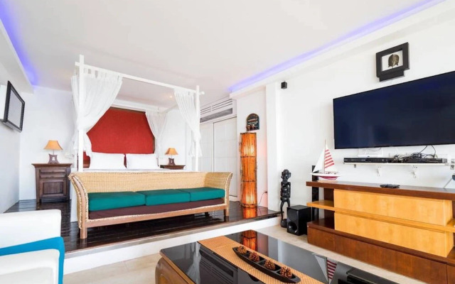 1 Bedroom Beach Front Villa Bangrak