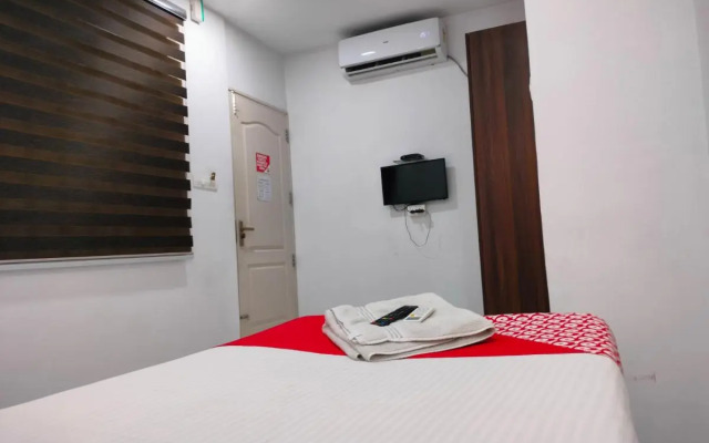 Kings Fort Rooms Thrippunithura