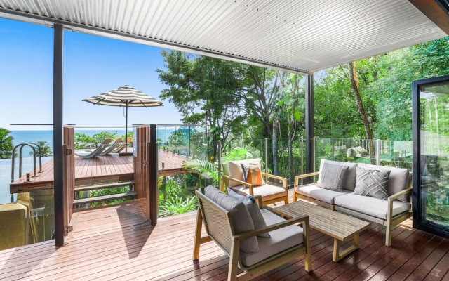 Belle Escapes - Trinity Blue Ocean View Home